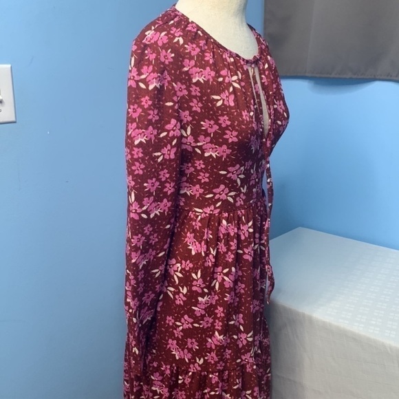 FREE PEOPLE Tiers Of Joy Plum Floral Print Maxi Size: XS Color: Plum - Picture 7 of 13